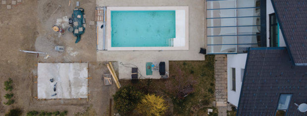 Pool, pool under construction, residential, renovation