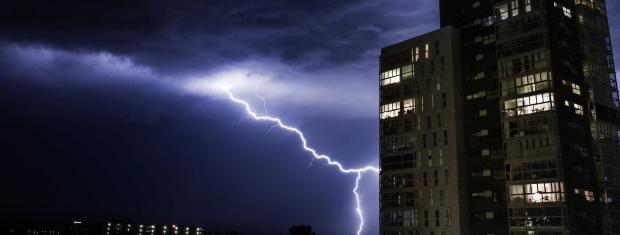 Severe Weather, Thunderstorms, Storm Approaching, Rain, Lightning Strike