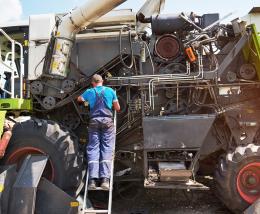 Farm Machinery, Farm Maintenance, Tractor, Repair