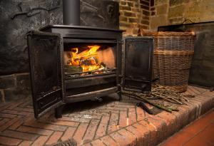 Wood Burning Stove, Fire, Fire Prevention